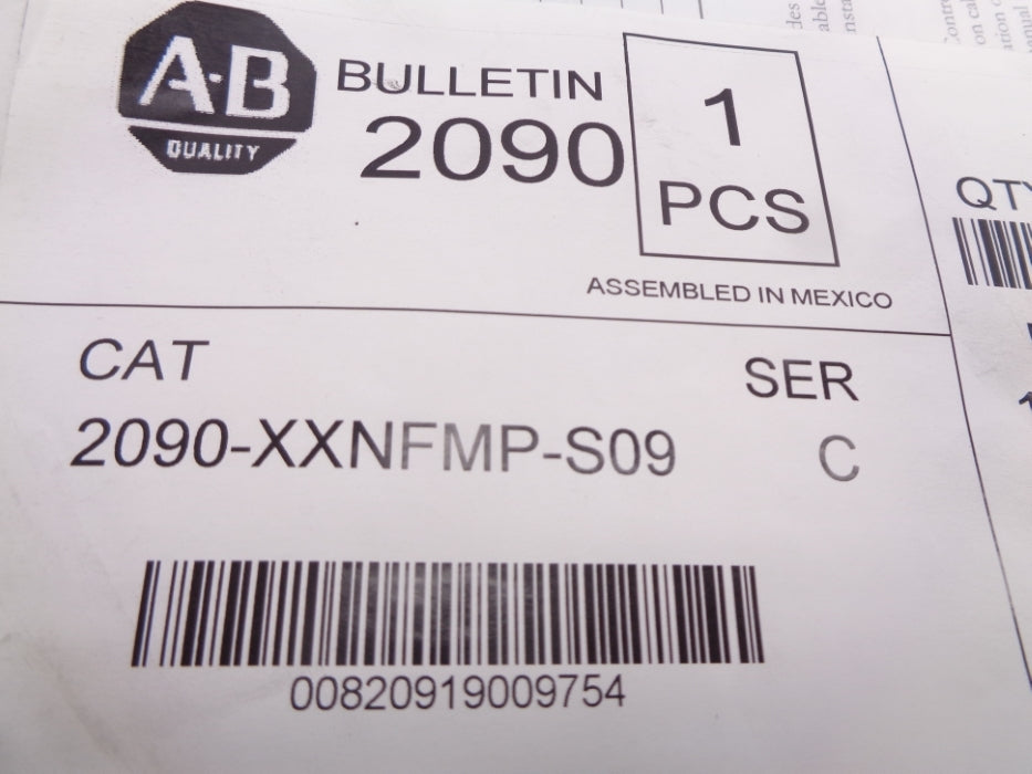 ALLEN BRADLEY 2090-XXNFMP-S09 SER. C NSMP