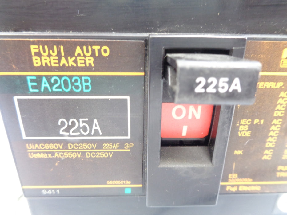 FUJI ELECTRIC EA203B 250V 225A UNMP