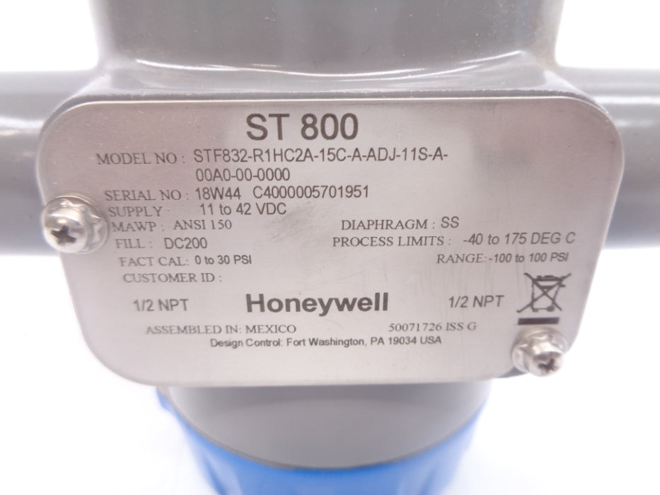 HONEYWELL STF832-R1HC2A-15C-A-ADJ-11S-A-00A0-00-0000 100PSI NSNP