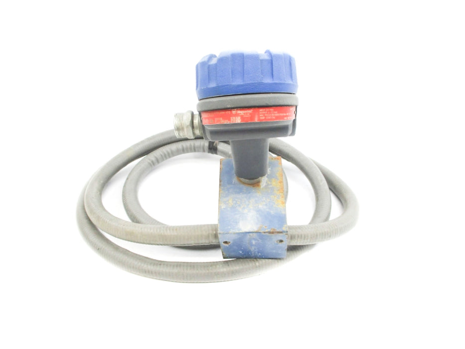 MAGNETROL 705-51AA-470/X7ED-A11N-072 UNMP