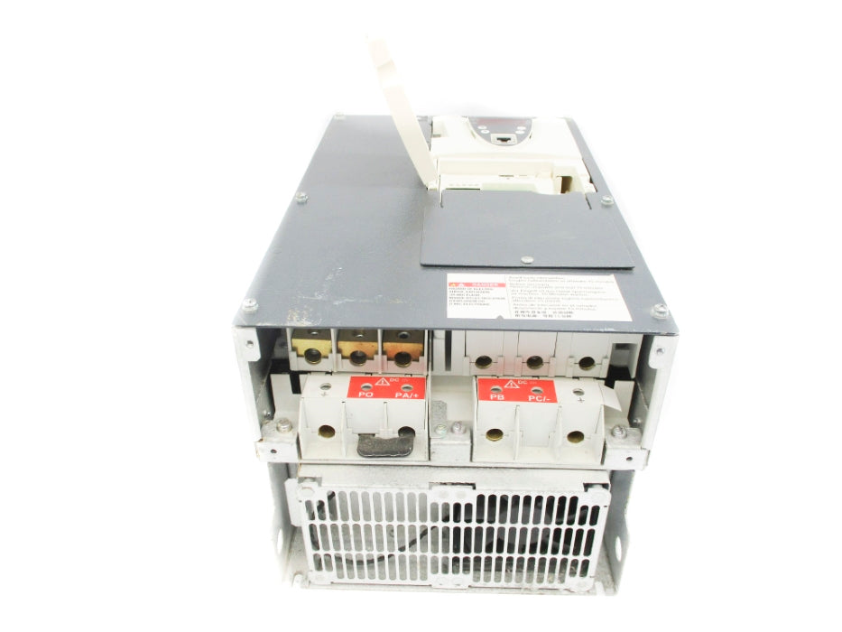 SCHNEIDER ELECTRIC ATV71HD22N4Z UNMP