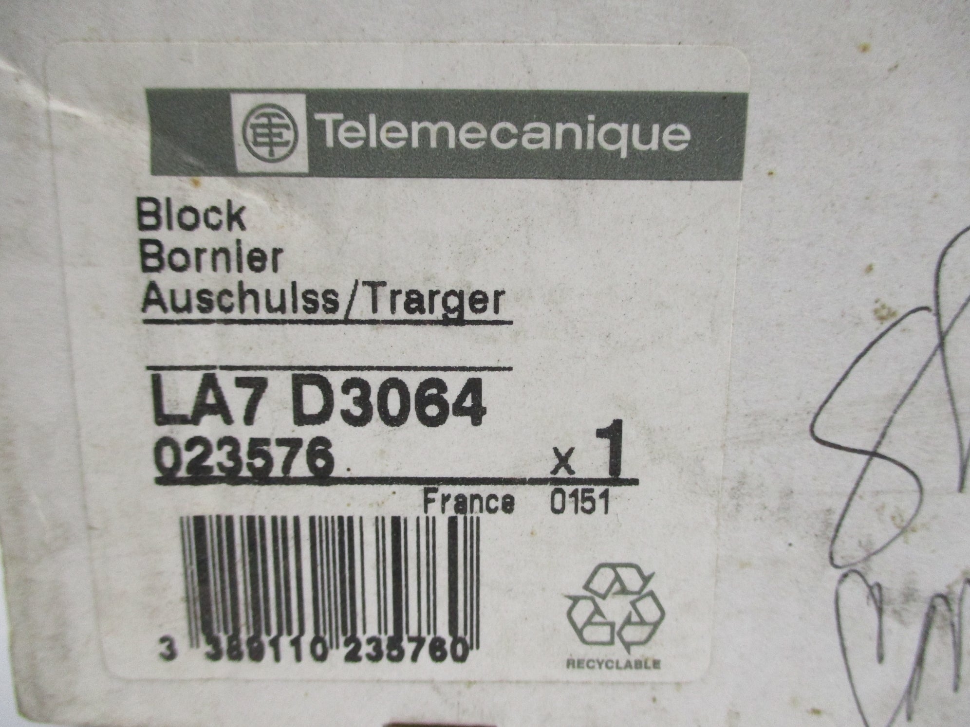 TELEMECANIQUE LA7D3064 NSMP