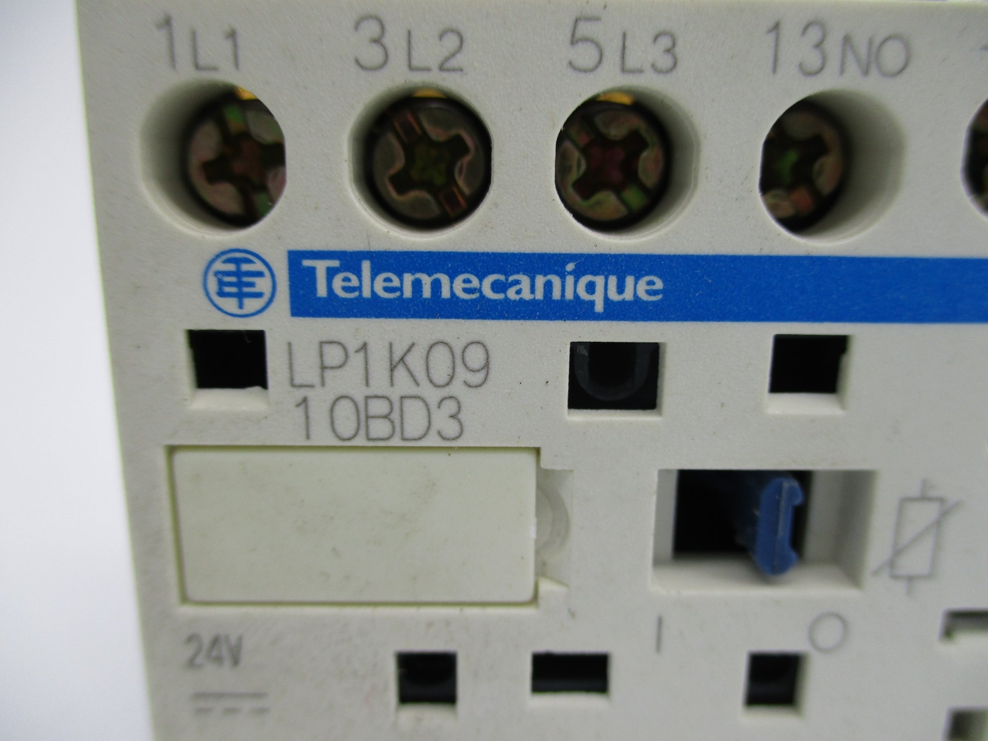 TELEMECANIQUE LP1K0910BD3 24V NSNP