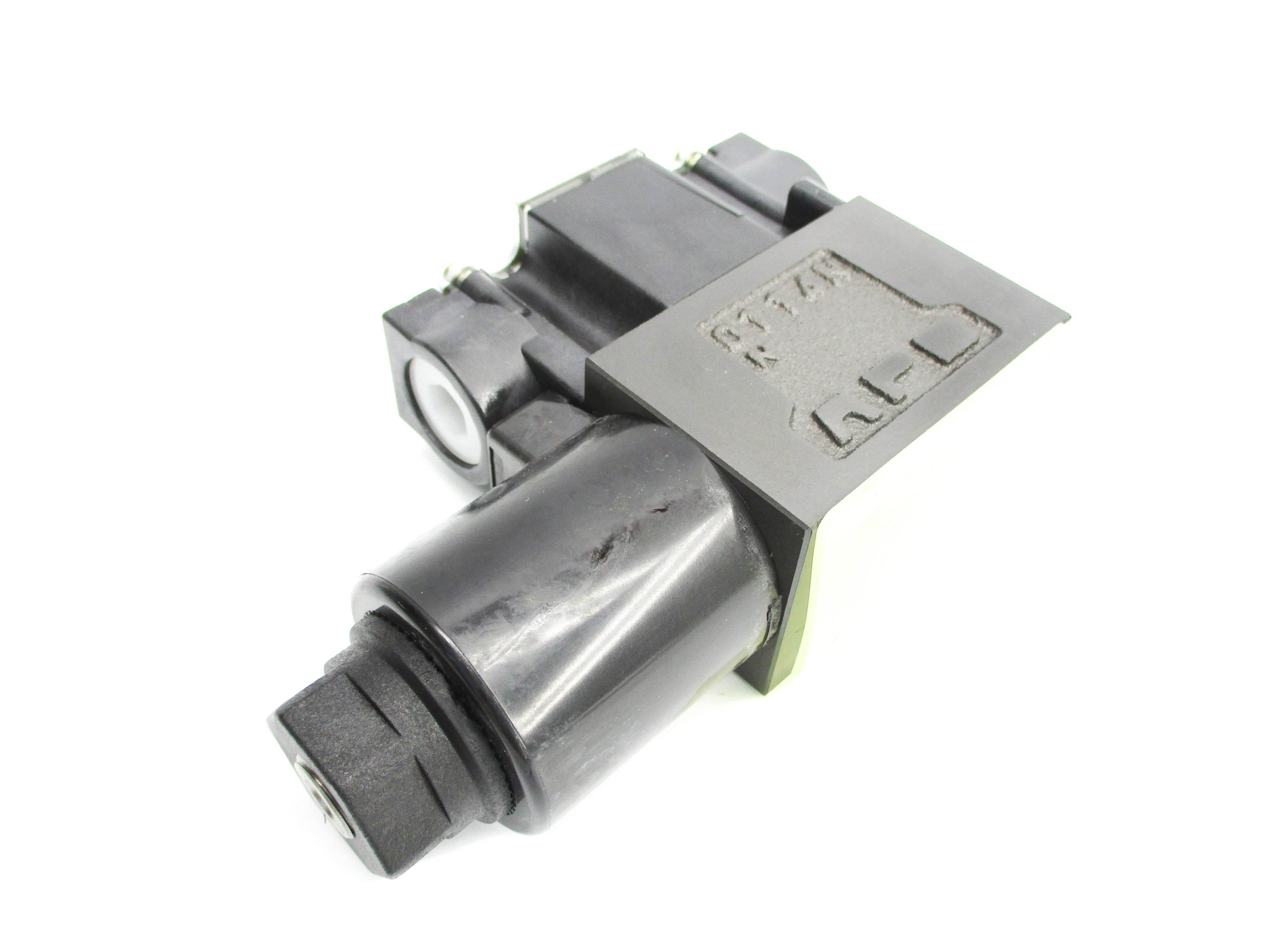 YUKEN DSG-01-2B3-D24-70207 NSNP