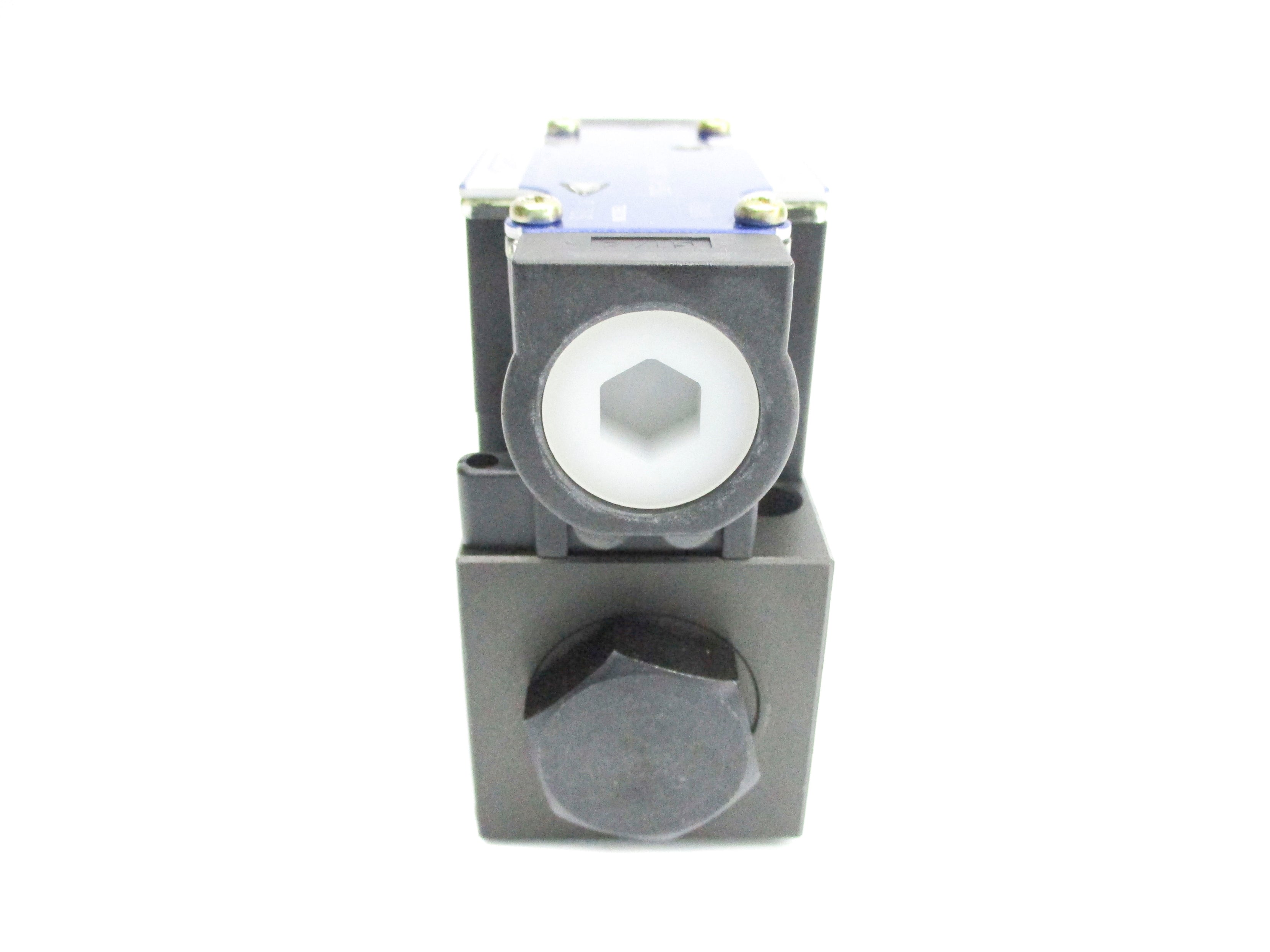 YUKEN DSG-01-2B3-D24-70207 NSNP