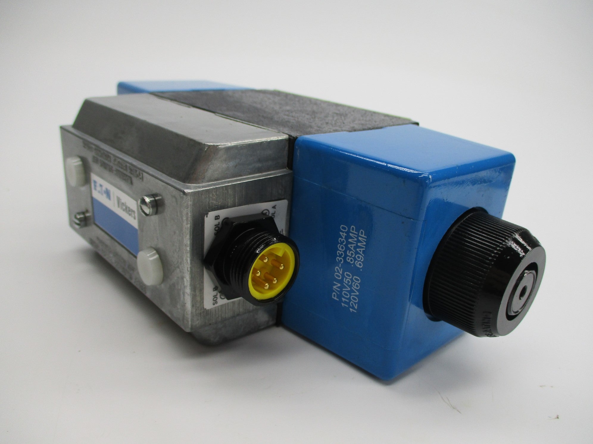 EATON VICKERS DG4V4016CMPA5WLB510 02-355627 4500PSI 110/120V UNMP