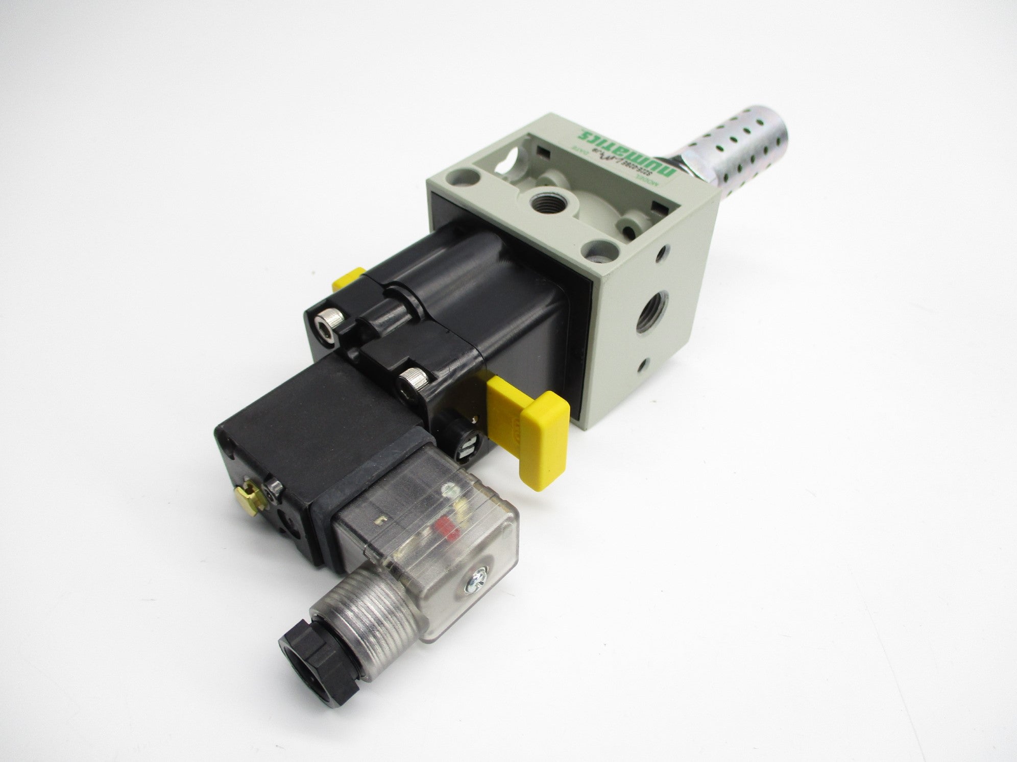 NUMATICS S22E-02BELM1J9 100-120V NSNP