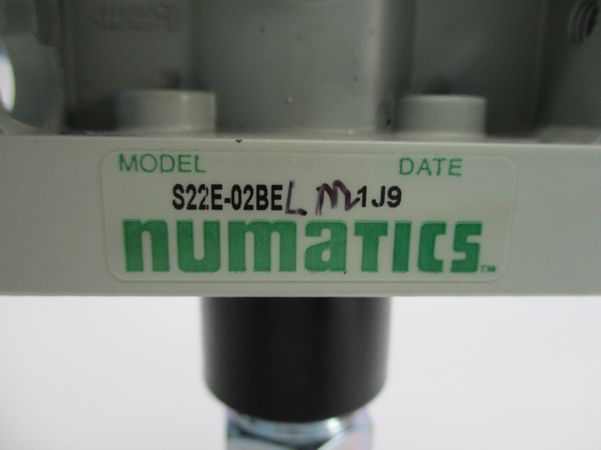 NUMATICS S22E-02BELM1J9 100-120V NSNP