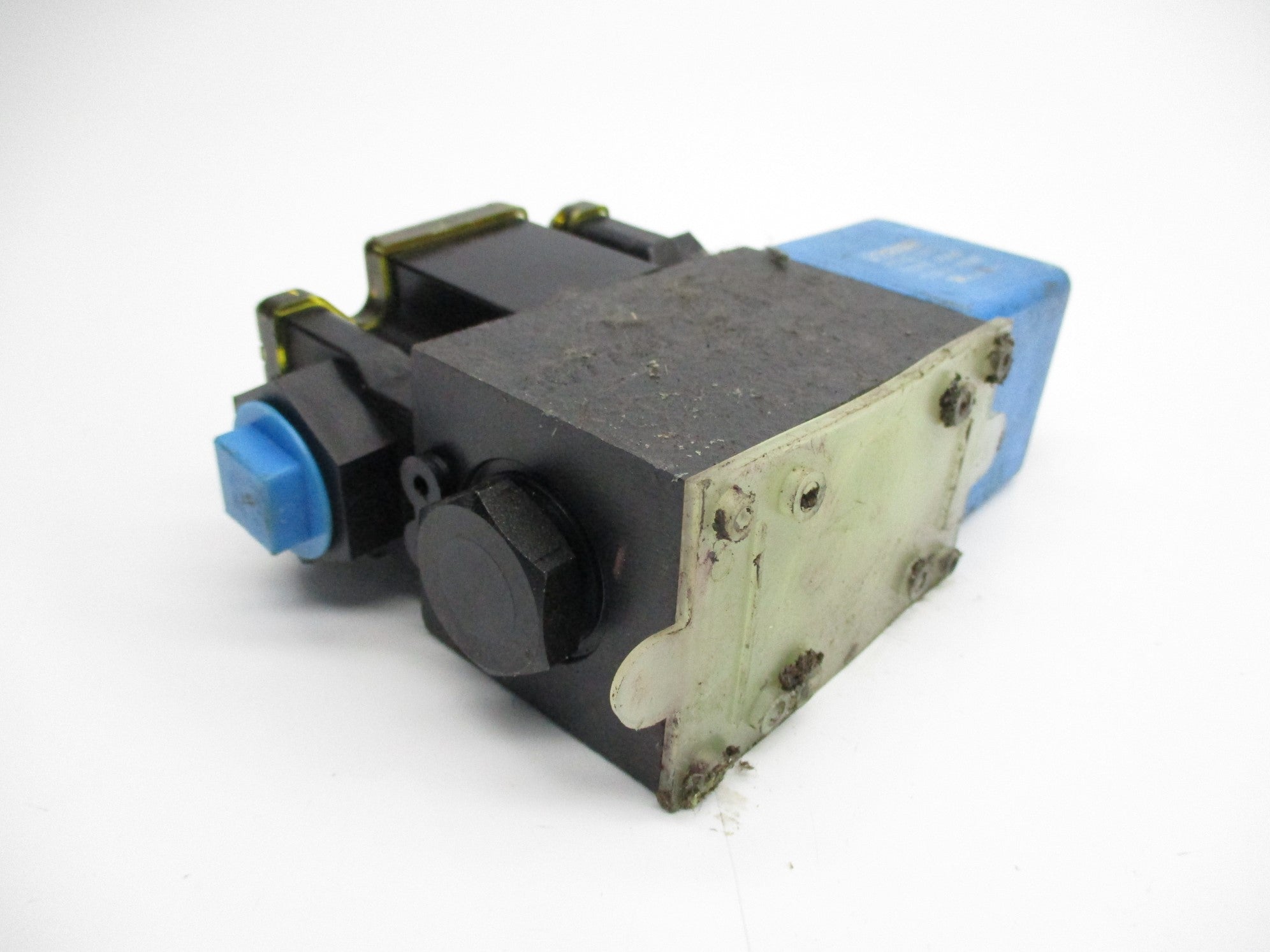 EATON DG4V3S2AMFTWLB560 02-109571 5000PSI 110/120V UNMP