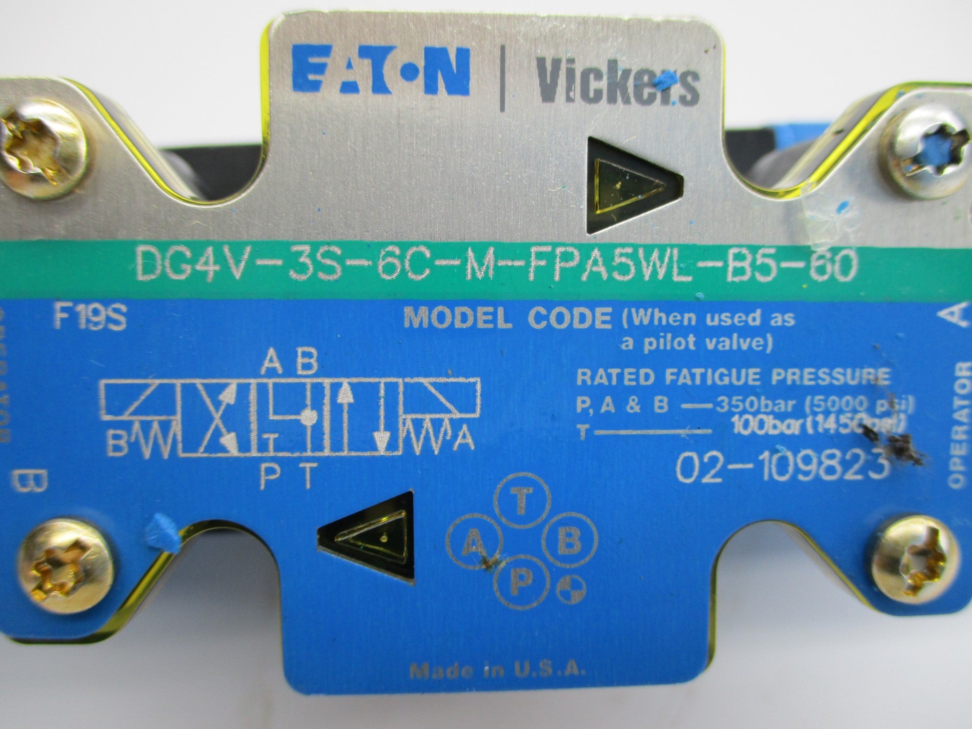 EATON DG4V3S6CMFPA5WLB560 02-109823 1450PSI 110/120V UNMP