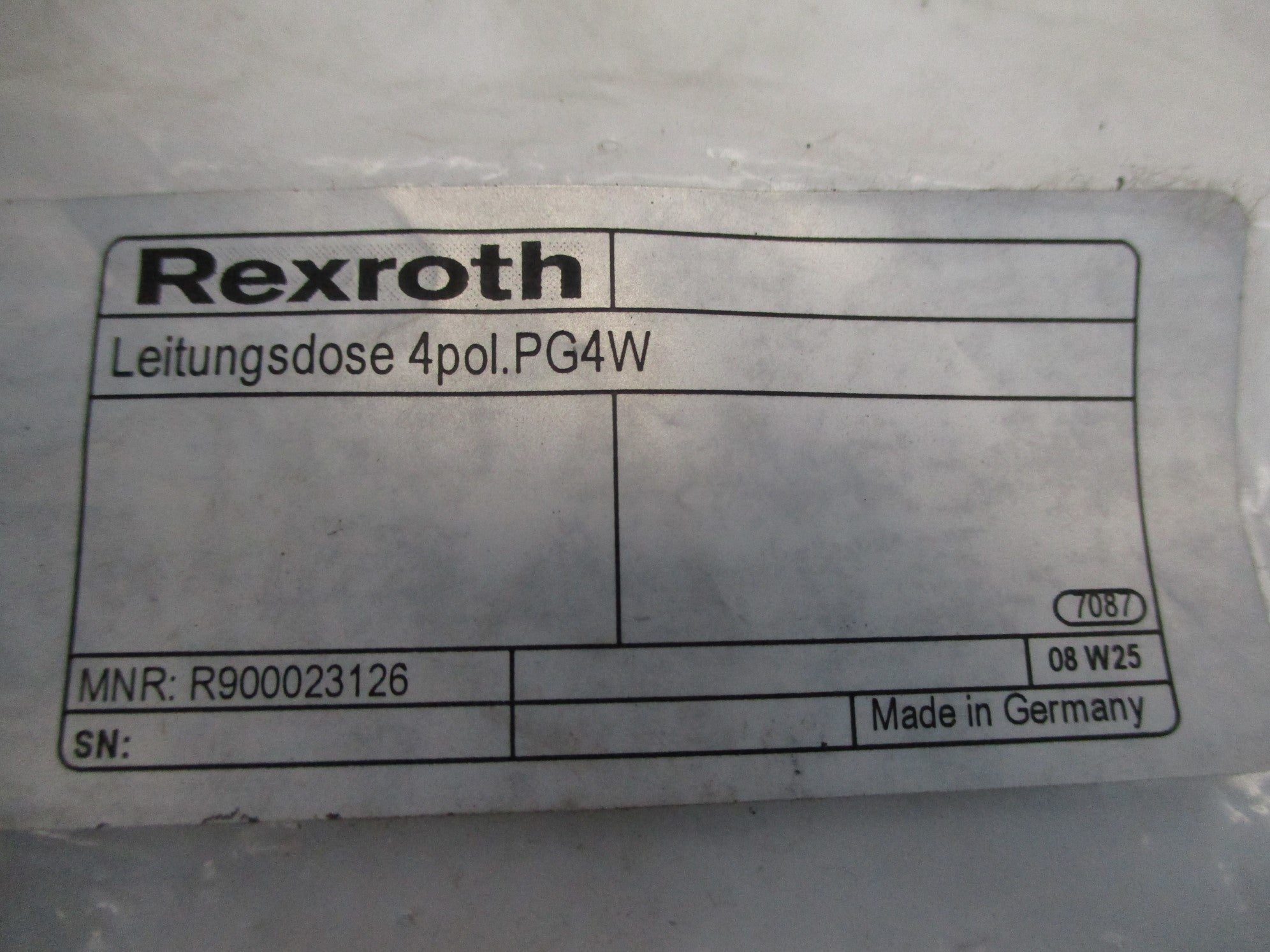 REXROTH R900023126 (AS PICTURED) NSMP