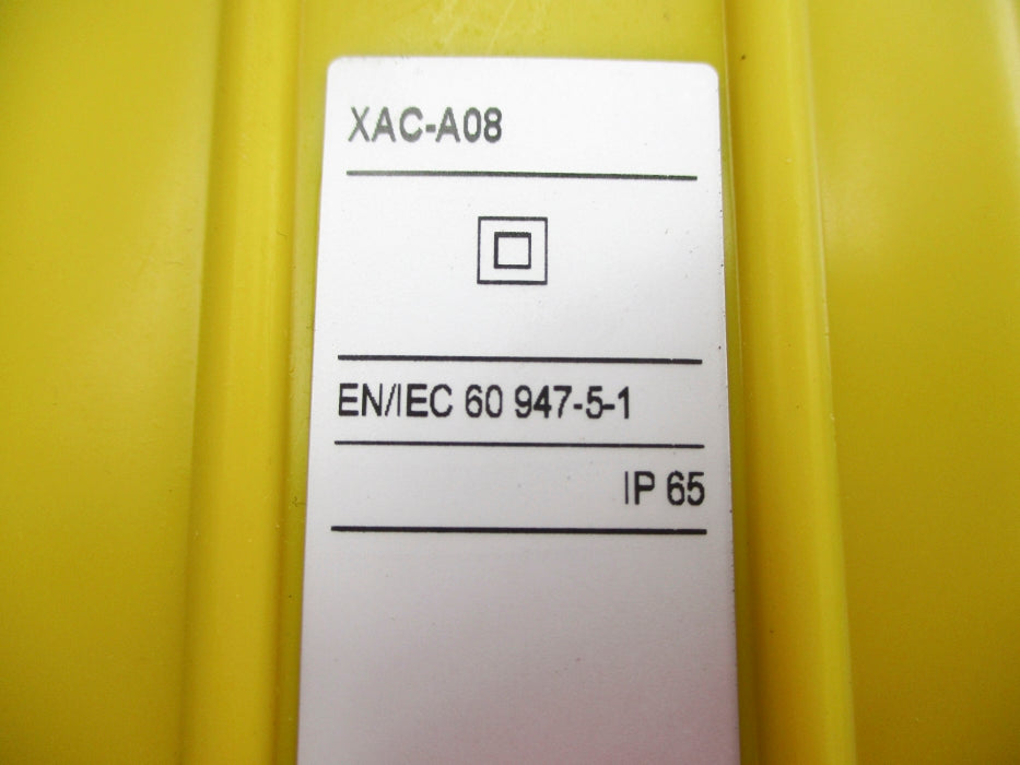 TELEMECANIQUE XAC-A08 NUPI