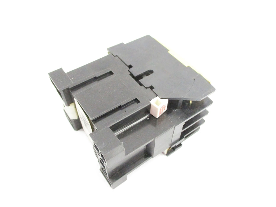 ALLEN BRADLEY 100-A12ND3 SER. B 110/120V (AS PICTURED) (WH) NSMP