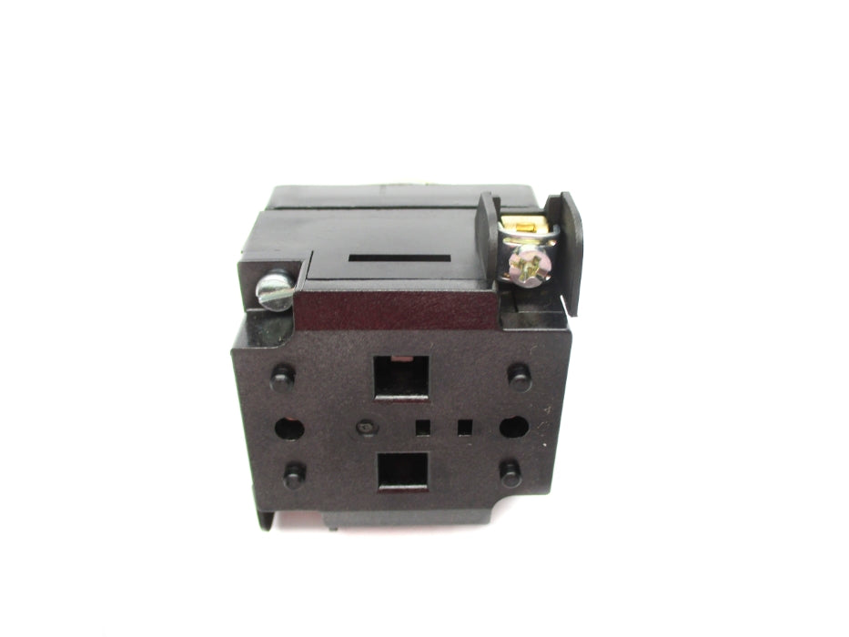GENERAL ELECTRIC CR104PXG49G 125VAC/DC NSNP