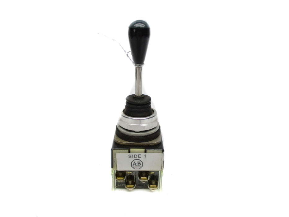 ALLEN BRADLEY 800T-T4S SER. P UNMP