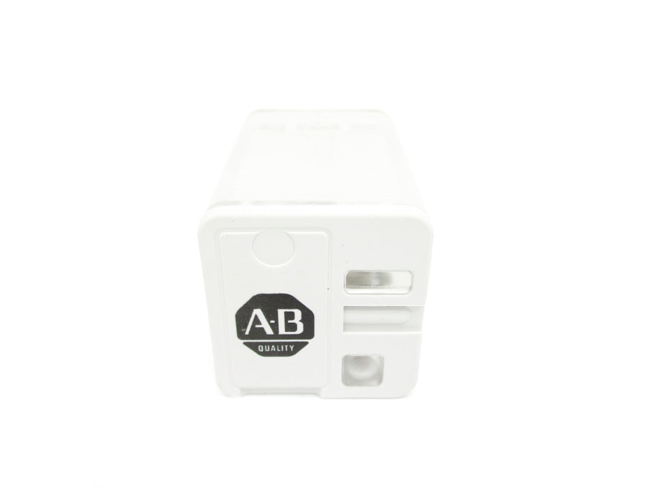 INDUSTRIAL SPARE PART 700-HB33A1-4 SER. A 120VAC 10A UNMP