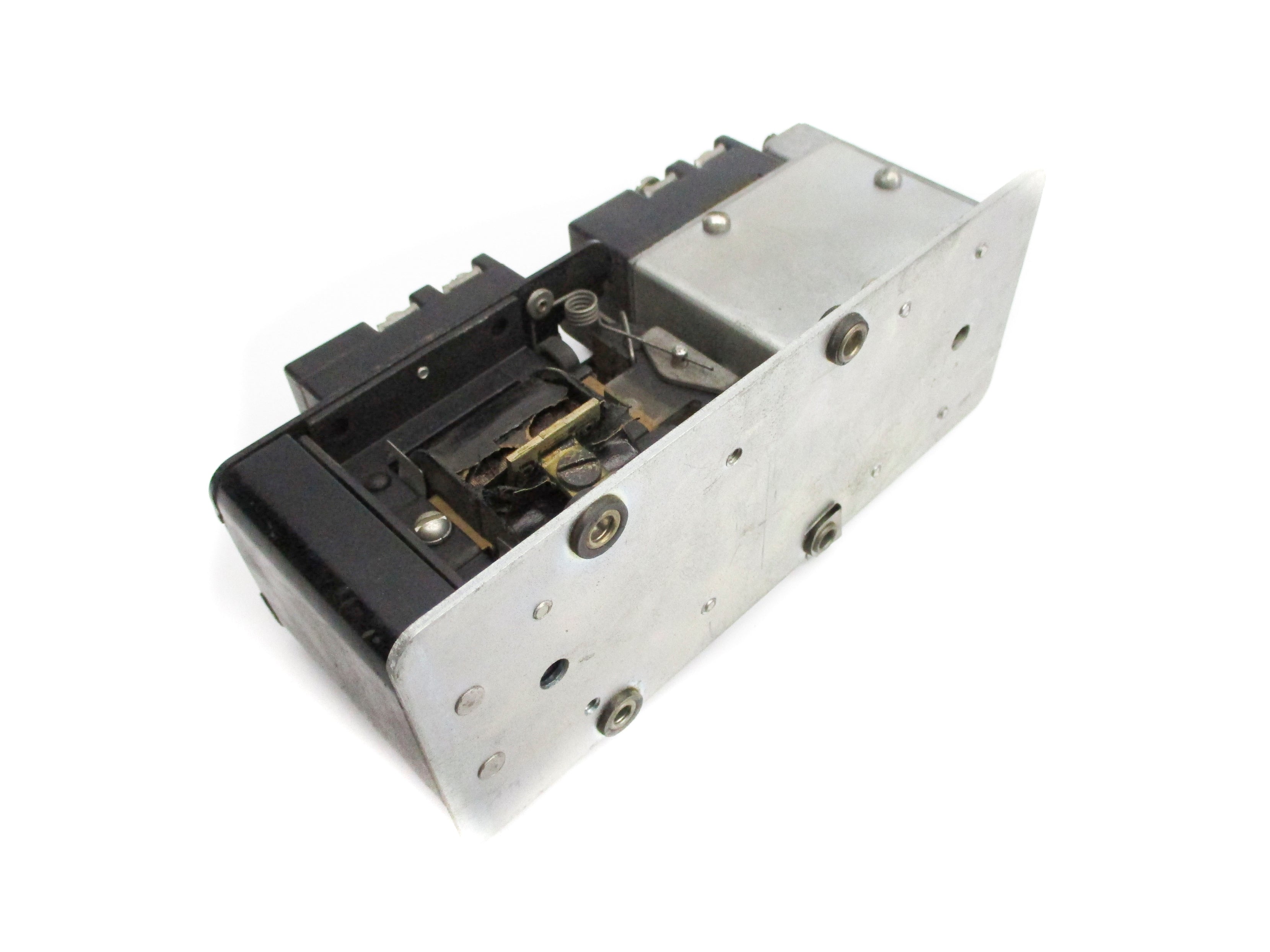 INDUSTRIAL SPARE PART 849-Z0D321 SER. A 10A 110V NSNP
