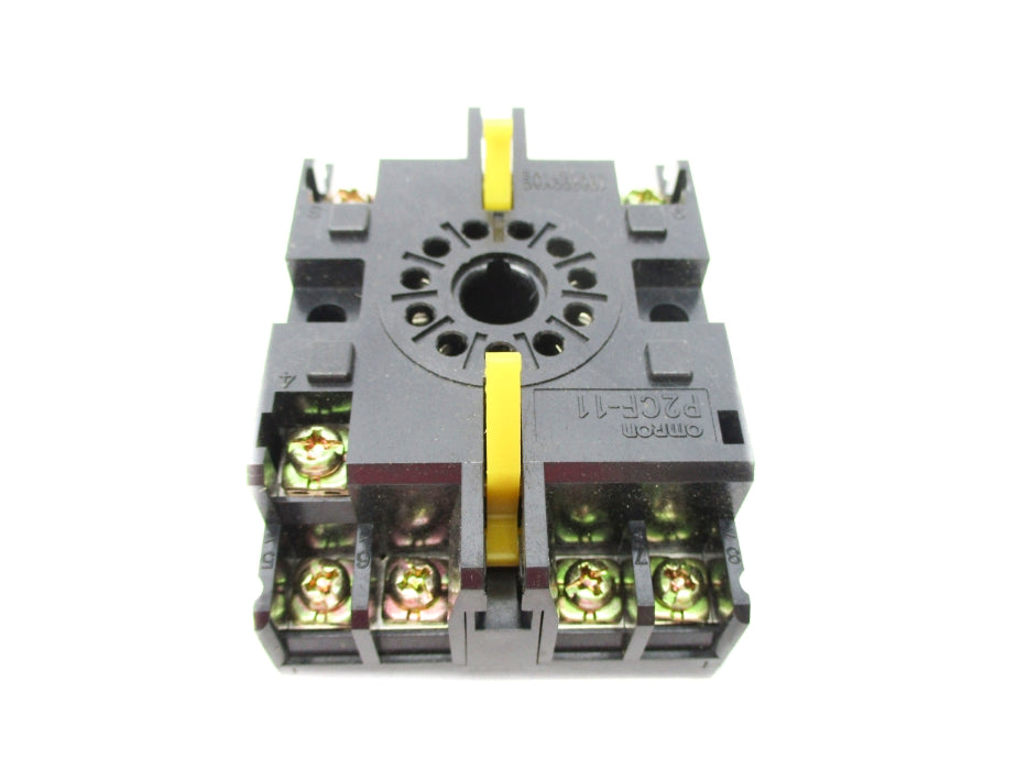 OMRON P2CF-11 250VAC 10A NSNP