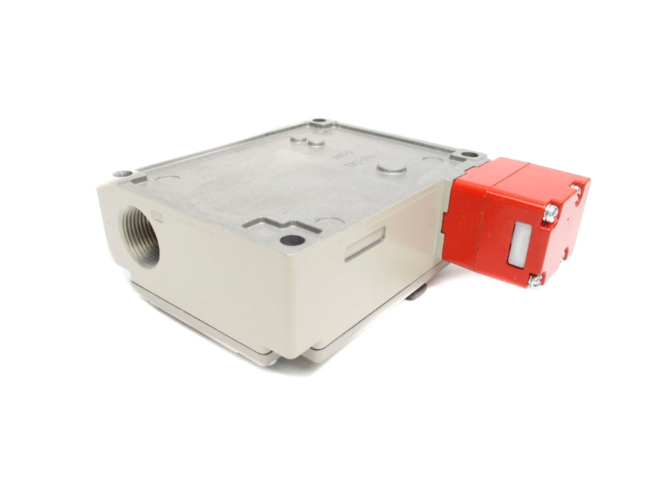 OMRON D4BL-1DRA-A 115VAC/DC 6A NSMP