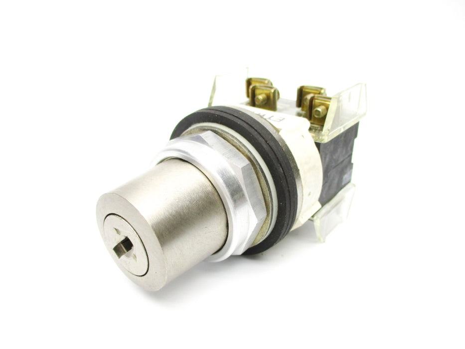 ALLEN BRADLEY 800T-J41KE7 SER. T (NO KEY) UNMP