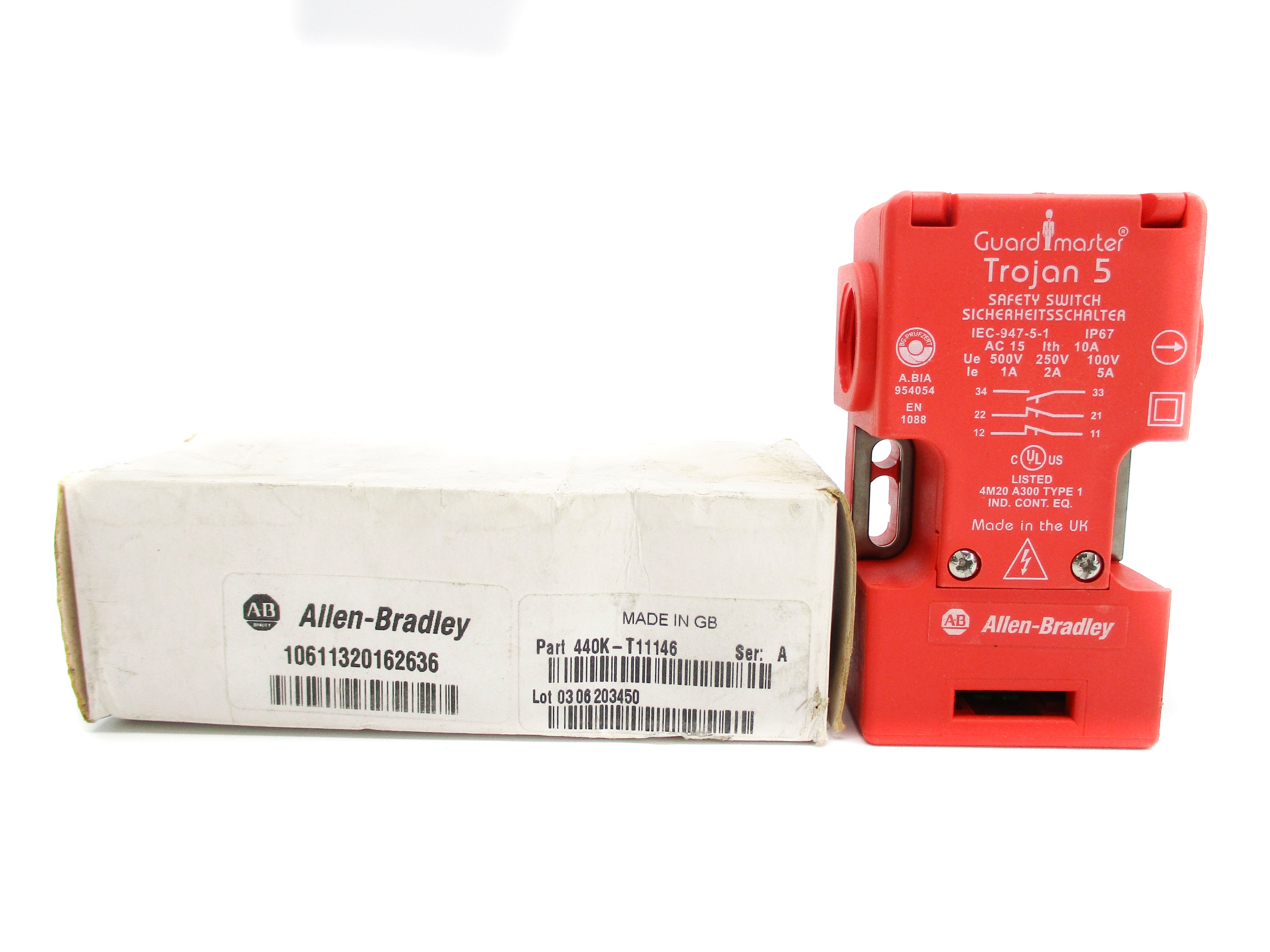 ALLEN BRADLEY 440K-T11146 SER. A (WH) NSMP
