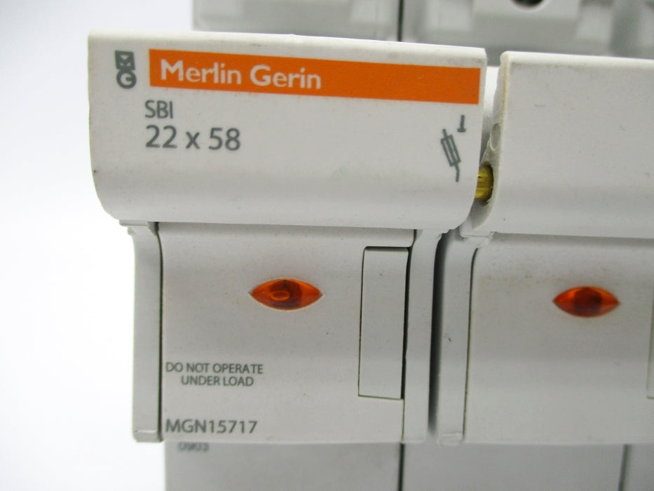 MERLIN GERIN MGN15717 (AS PICTURED) NSNP