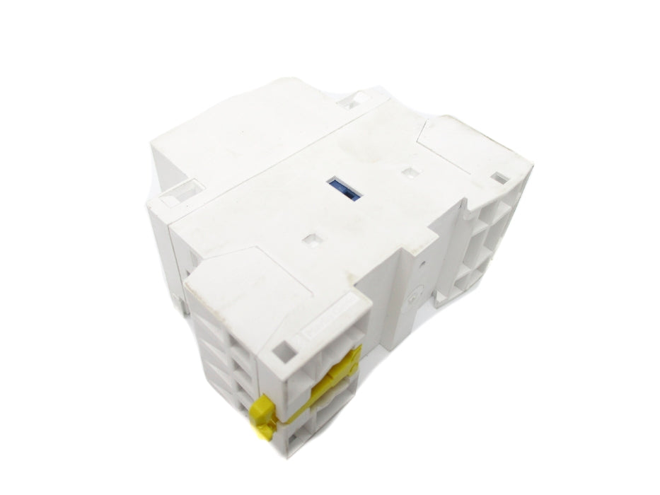 SCHNEIDER ELECTRIC A9C20834 220/240V 25A UNMP