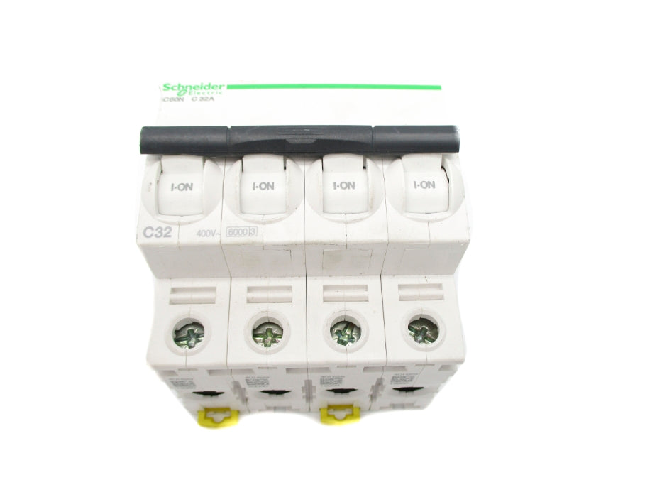 SCHNEIDER ELECTRIC A9F79432 32A 400V UNMP