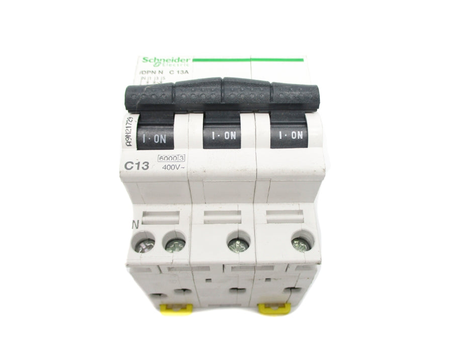 SCHNEIDER ELECTRIC A9N21729 13A 400V UNMP