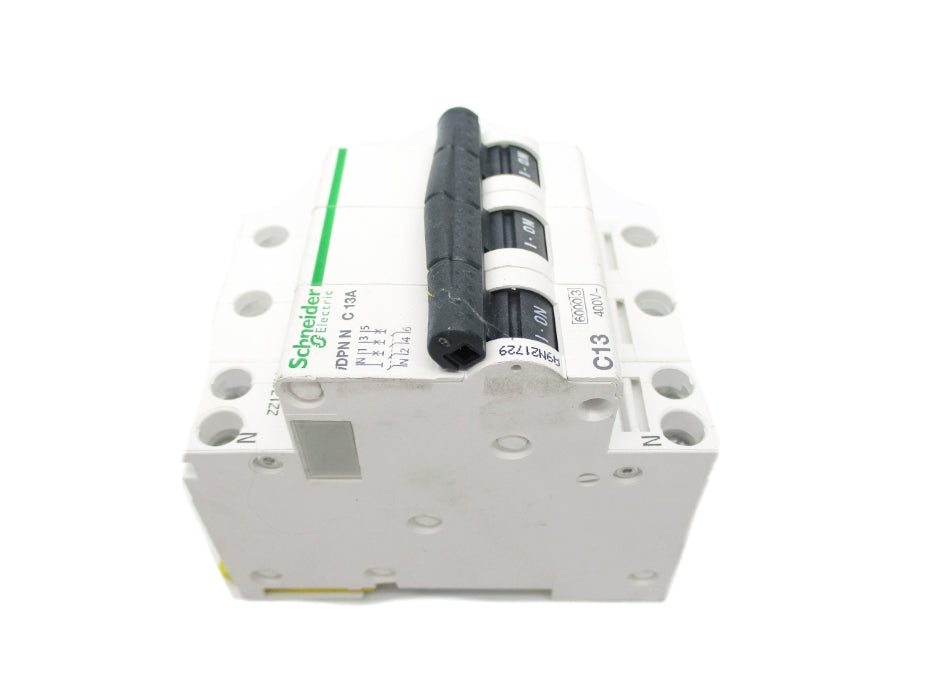 SCHNEIDER ELECTRIC A9N21729 13A 400V UNMP