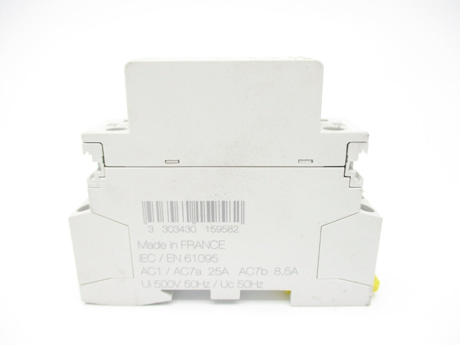 SCHNEIDER ELECTRIC 15958 220/240V UNMP
