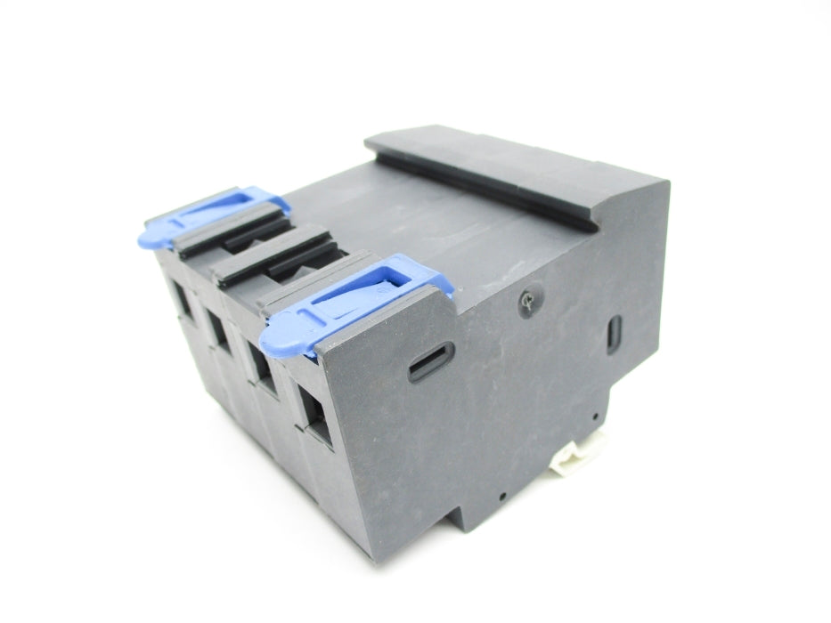 SCHNEIDER ELECTRIC DF103NV UNMP