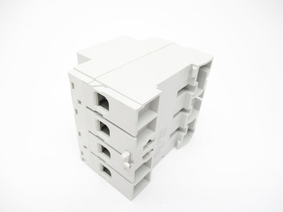 SCHNEIDER ELECTRIC 23046 40A 400V UNMP