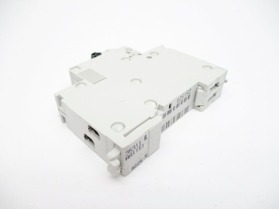 SCHNEIDER ELECTRIC 17504 2A 230V UNMP