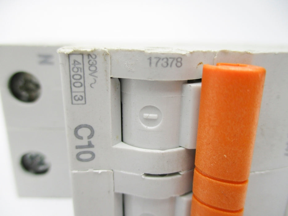 SCHNEIDER ELECTRIC 17378 10A 230V UNMP