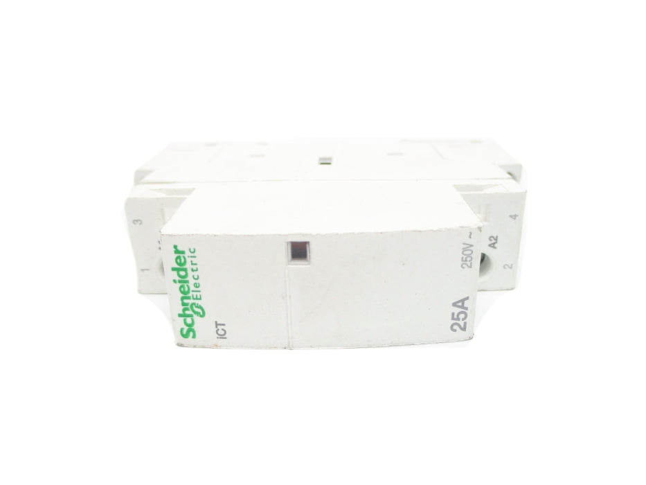 SCHNEIDER ELECTRIC A9C20732 230/240V UNMP