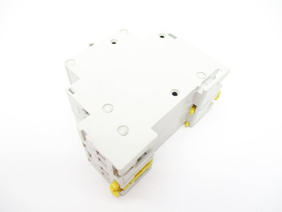 SCHNEIDER ELECTRIC 18071 20A 250V UNMP