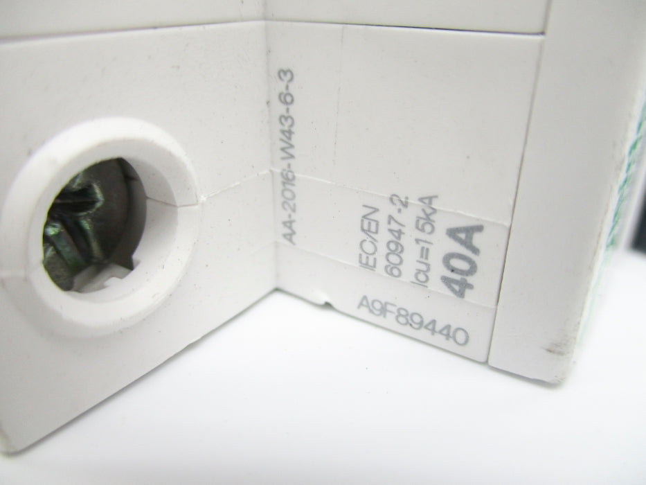 SCHNEIDER ELECTRIC A9F89440 40A 400V UNMP
