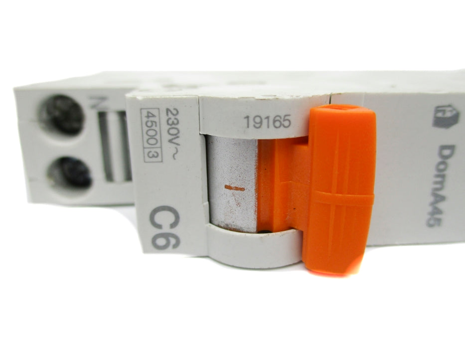 SCHNEIDER ELECTRIC 19165 6A 230V UNMP