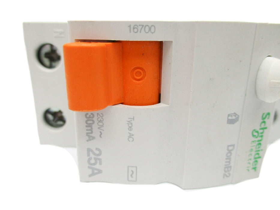 SCHNEIDER ELECTRIC 16700 25A 230V UNMP