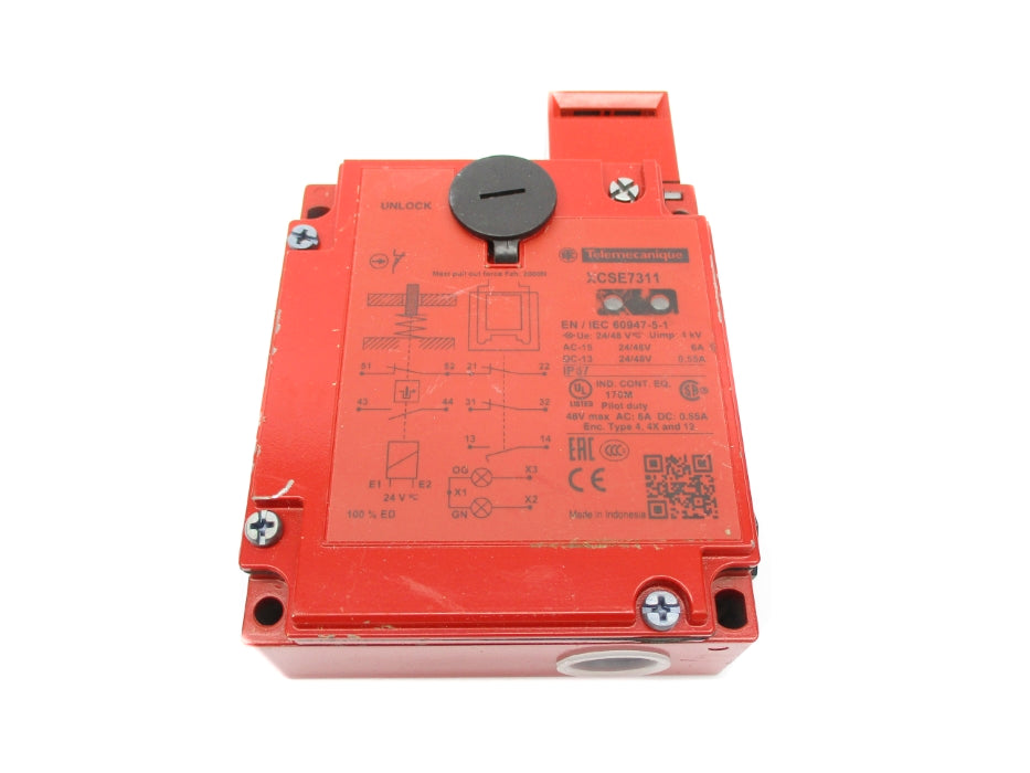 TELEMECANIQUE XCSE7311 (AS PICTURED) NSNP