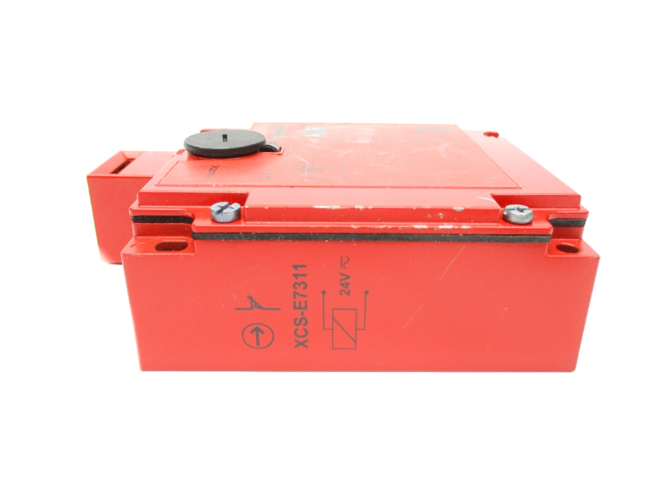 TELEMECANIQUE XCSE7311 (AS PICTURED) NSNP