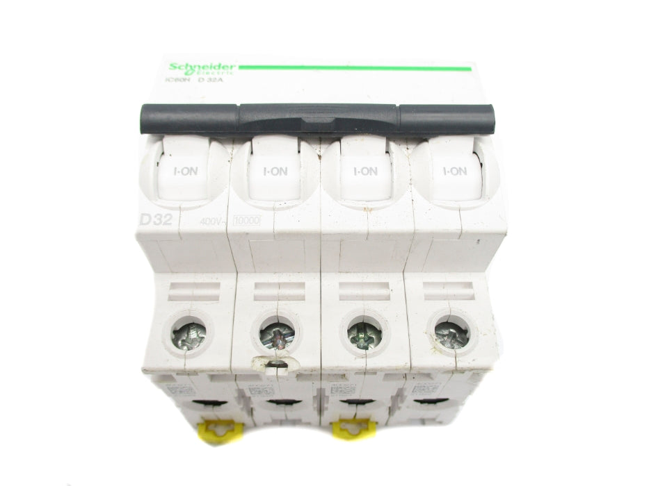 SCHNEIDER ELECTRIC A9F85432 32A 400V UNMP