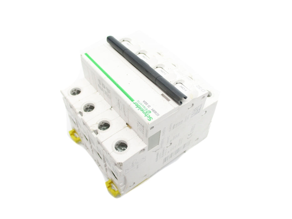 SCHNEIDER ELECTRIC A9F85432 32A 400V UNMP