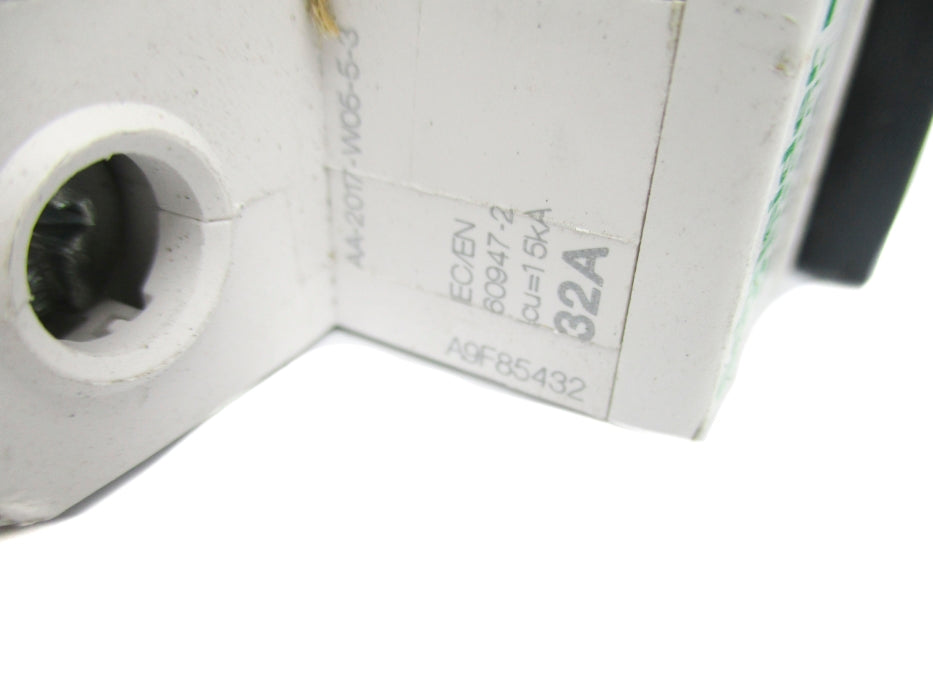 SCHNEIDER ELECTRIC A9F85432 32A 400V UNMP
