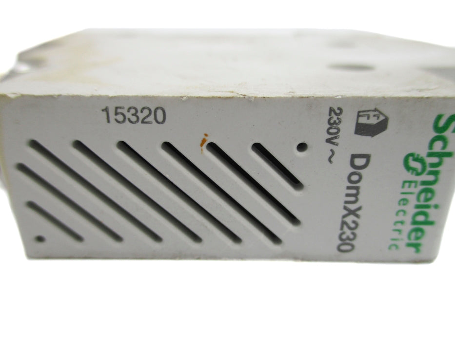 SCHNEIDER ELECTRIC 15320 230V UNMP