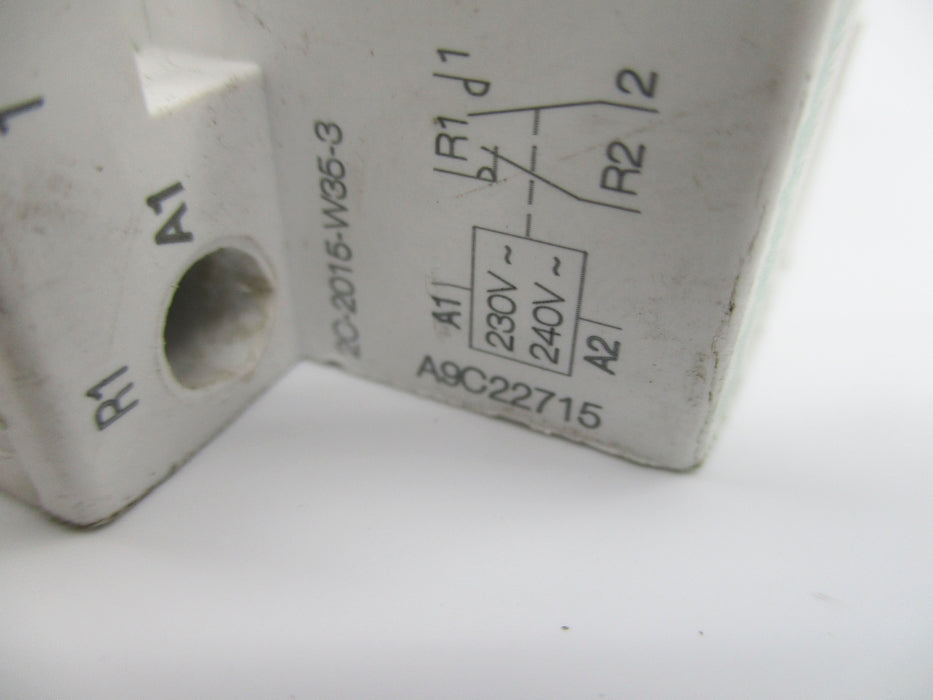 SCHNEIDER ELECTRIC A9C22715 230/240V UNMP