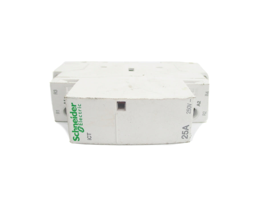 SCHNEIDER ELECTRIC A9C20736 230/240V UNMP
