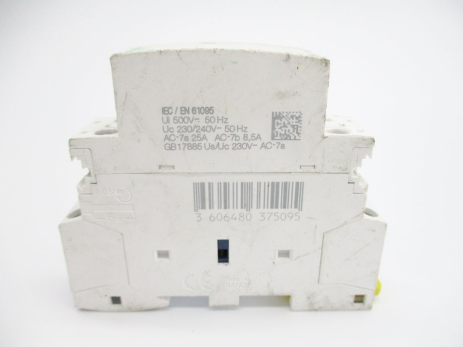 SCHNEIDER ELECTRIC A9C20736 230/240V UNMP