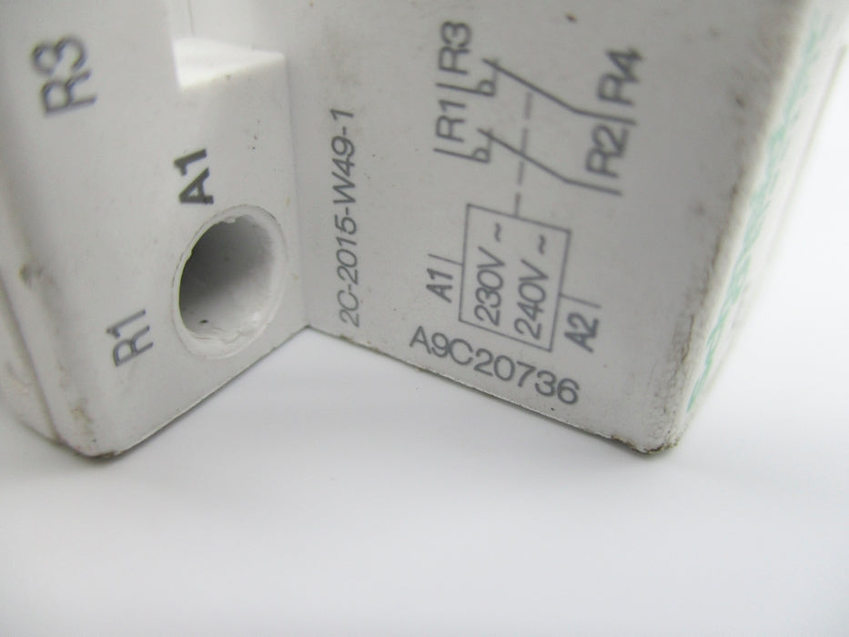 SCHNEIDER ELECTRIC A9C20736 230/240V UNMP
